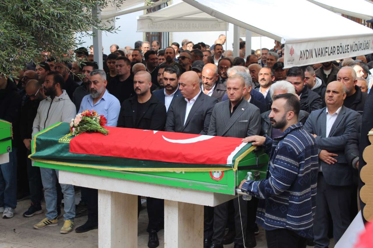 Emekli SGK İl Müdür Yardımcısı Muhammed Sururi Aydoğan Son Yolculuğuna Uğurlandı 3